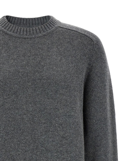 Cardigan by Extreme Cashmere for men in cashmere gray showcases a captivating silhouette, artfully detailed with a captivating and for a truly sophisticated captivating look.