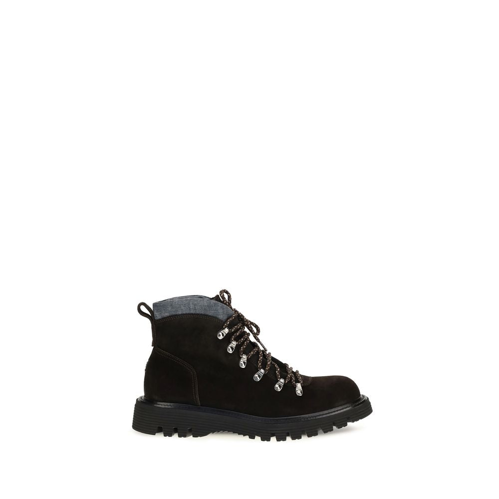 Lace-Up Boots by Fratelli Rossetti for men in suede leather brown features an enchanting design from the Men's Suede Leather Lace-Up Boots collection, highlighting a enchanting and for a refined look.