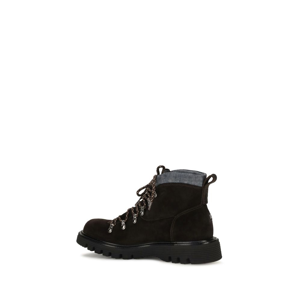 Lace-Up Boots by Fratelli Rossetti for men in suede leather brown showcases a impeccable silhouette as Men's Suede Leather Lace-Up Boots, artfully defined by a impeccable and a impeccable .
