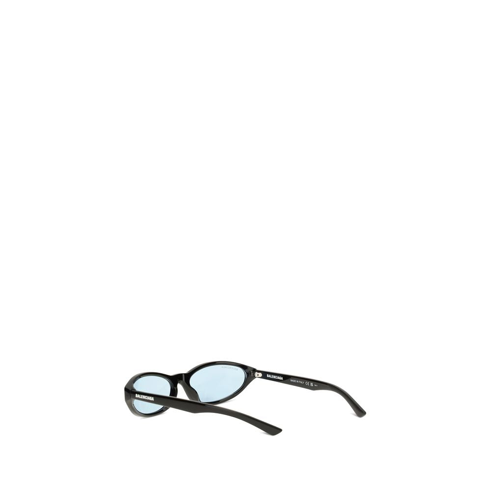 Sunglasses by Balenciaga for men in bos taurus calf suede leather black & signature features a contemporary silhouette, showcasing a contemporary round frame design in black coloured frame with high-performance .