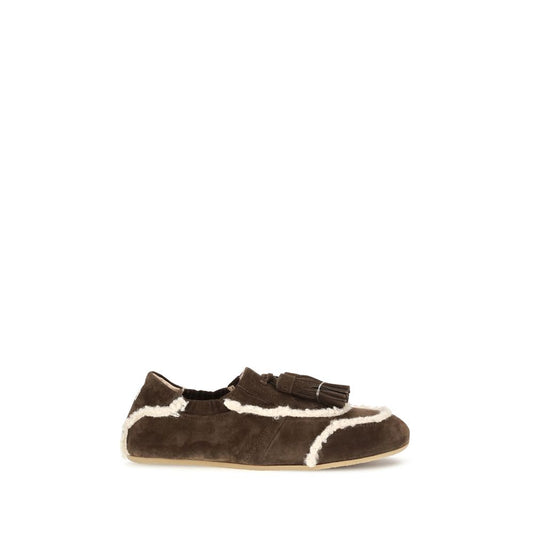 Flat Loafer Slip-On Shoes by Fratelli Rossetti for women in suede leather & fur brown & patterned showcases a timeless silhouette from the Women's Suede Leather & Fur Flat Loafer Slip-On Shoes collection, featuring a timeless flat and for a timeless finish.