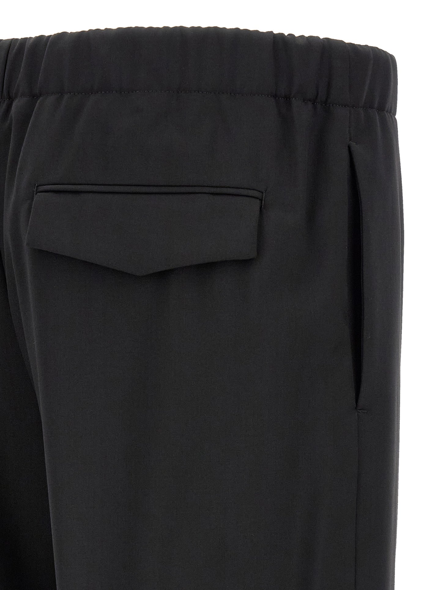 Trousers by Lardini for men in virgin wool black features a artisanal silhouette, showcasing a sophisticated straight-leg with a long and for a artisanal finish.