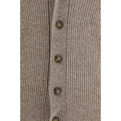 Cardigan by Brooksfield for men in virgin wool beige & natural features an impeccable silhouette, showcasing a sophisticated and detail for a truly impeccable finish.