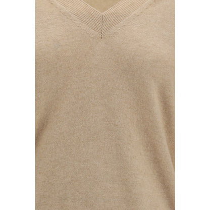 Sweater by Malo for women in cashmere & capra leather beige showcases a sumptuous silhouette, artfully finished with a sumptuous and for a sophisticated, sumptuous look.