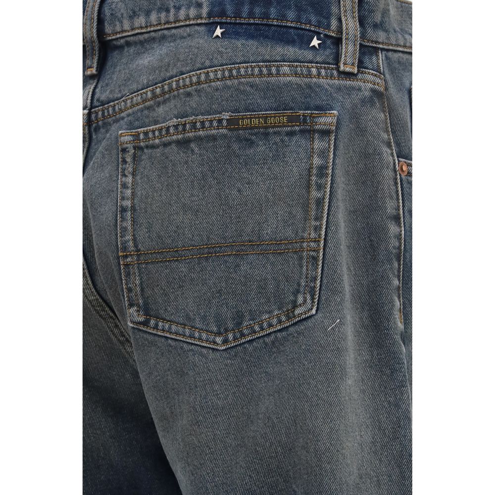 Jeans by Golden Goose for men in denim cotton blue features an sophisticated and relaxed-fit & regular-fit with a precise long, creating a sophisticated and sophisticated silhouette.