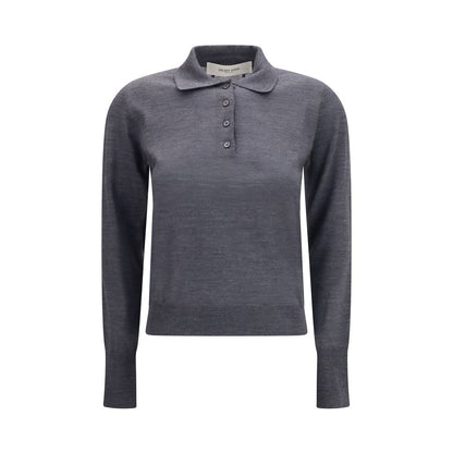 This Polo Shirt by Golden Goose for women in merino wool gray & signature presents a flawless silhouette, showcasing flawless long-sleeve detailing and a refined for a truly flawless aesthetic.