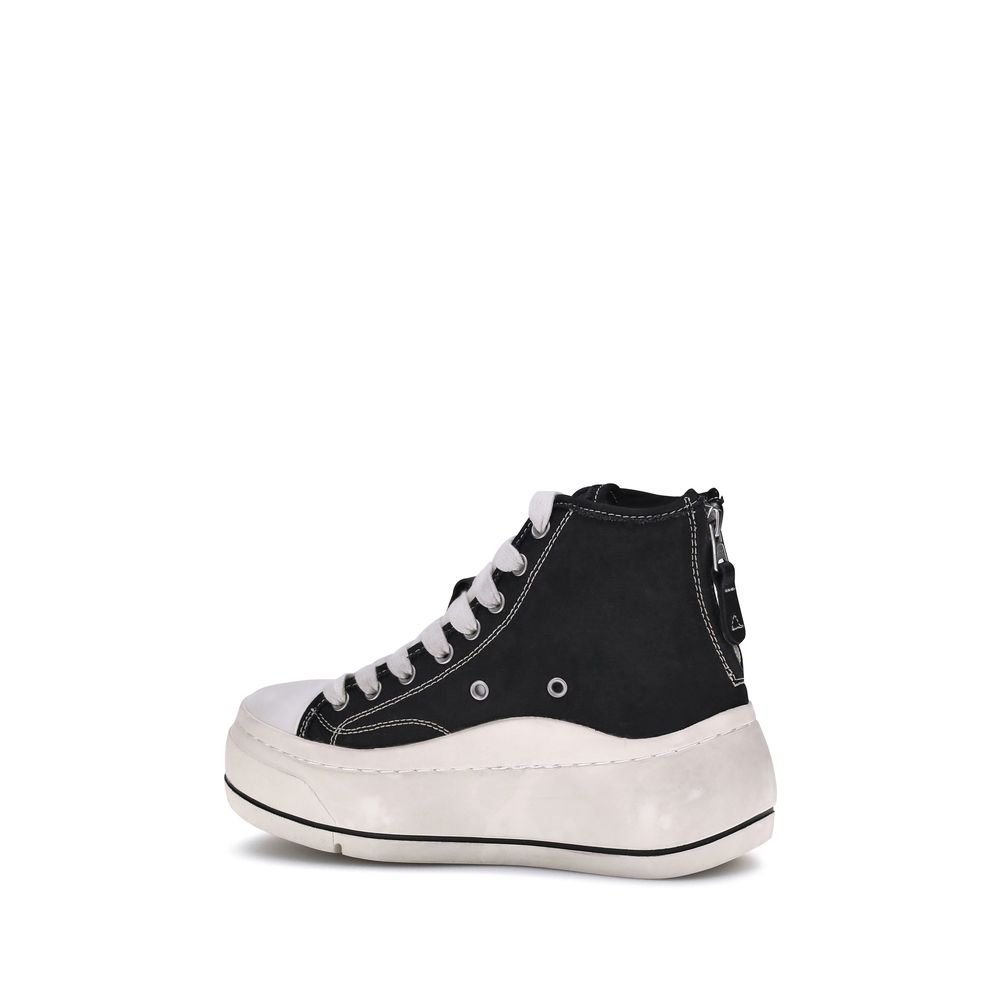 Sneakers by R13 for women in polyurethane cotton black features an timeless silhouette from the 9 To 5 Women's High Top Polyurethane Cotton Sneakers collection, showcasing a signature high-top style with an timeless finish.