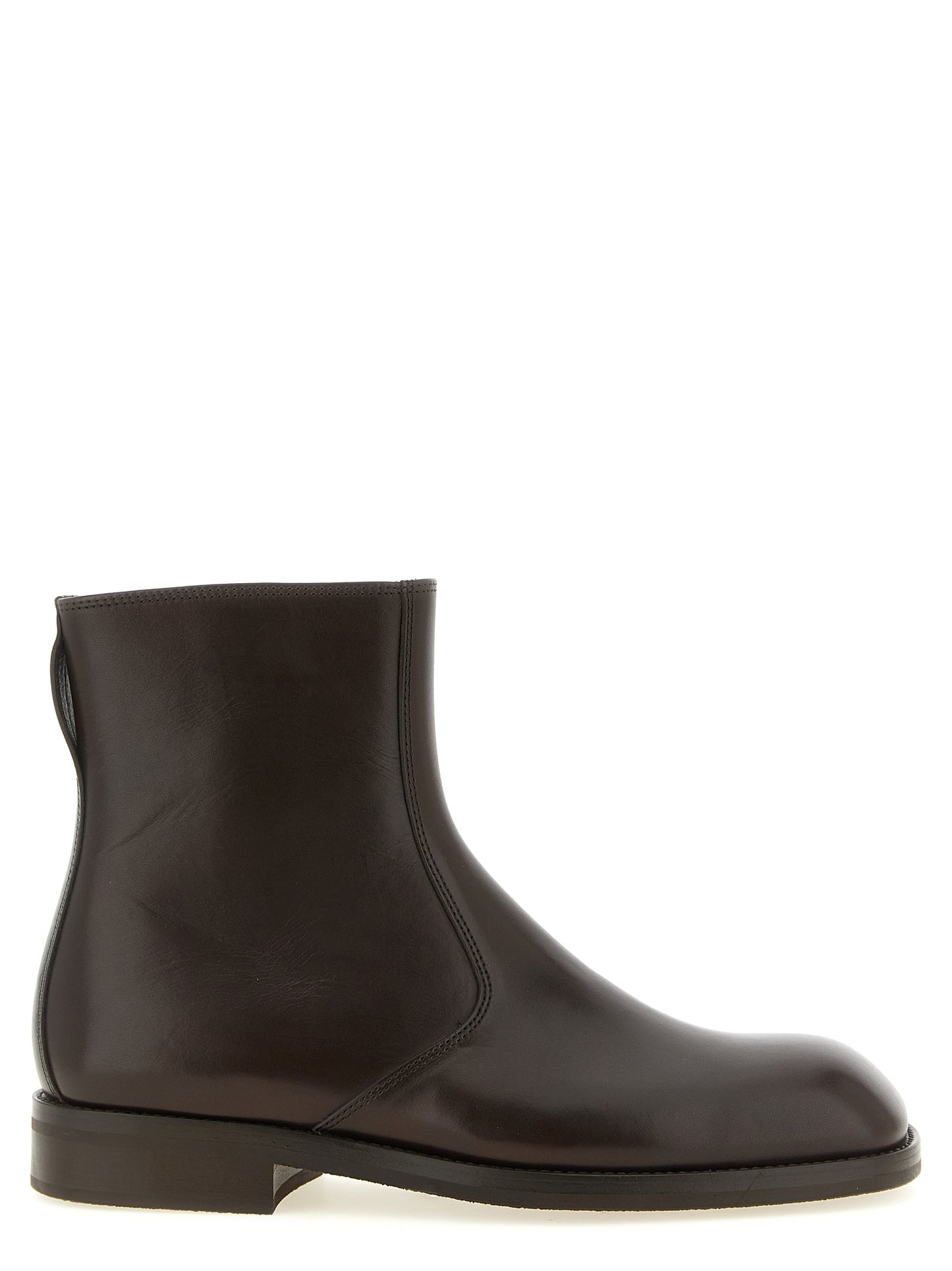 Low-Heel Ankle Boots by Lemaire for men in lamb leather brown features an high-performance silhouette, showcasing the sophisticated design of the Men's Lamb Leather Low-Heel Ankle Boots with a low-heel and a refined square toe style.