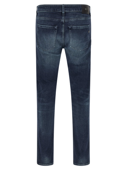 Jeans by Hugo Boss for men in stretch denim cotton dark-blue features a refined silhouette with a refined tapered-leg, defined by a and a refined long for a refined finish.