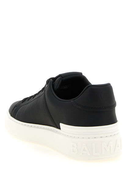Sneakers by Balmain for men in calfskin leather bicolour, black & white features an versatile design from the Men's Low Top Calfskin Leather Sneakers collection, highlighting a versatile low-top style for a premium, high-fashion look.