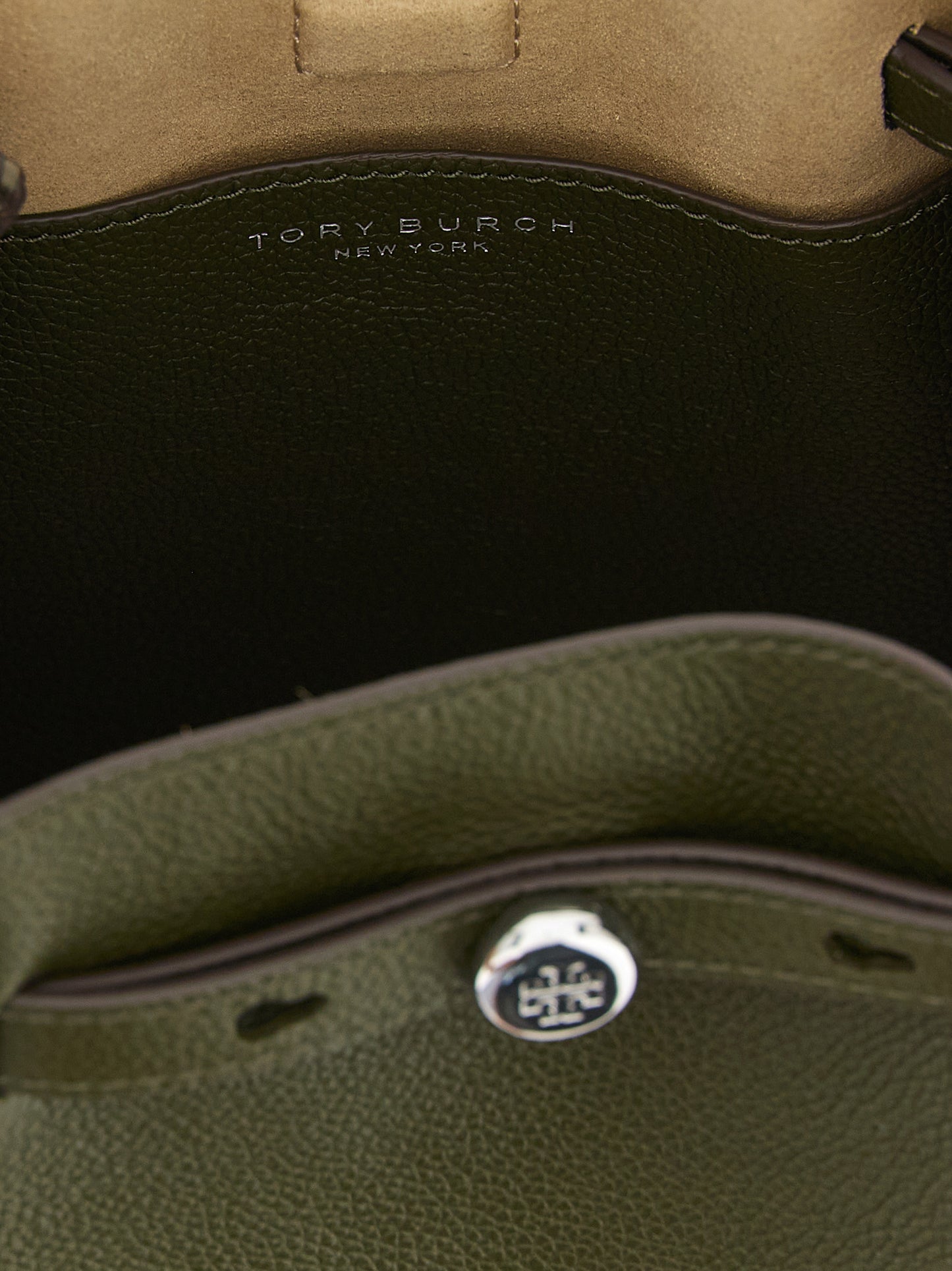 Crossbody Bucket Handbag by Tory Burch for women in bos taurus cowhide leather bicolour, green, olive & silver features a transformative sophistication silhouette, showcasing a secure , ample , and versatile crossbody-strap, shoulder-strap, handle & adjustable-strap for a transformative sophistication look.