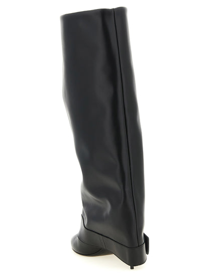 Ankle Over-The-Knee Strap Boots by Balmain for women in calfskin leather black & gold features an enchanting design from the Anthem Women's Calfskin Leather Ankle Over-The-Knee Strap Boots collection, highlighting a enchanting and for a refined look.