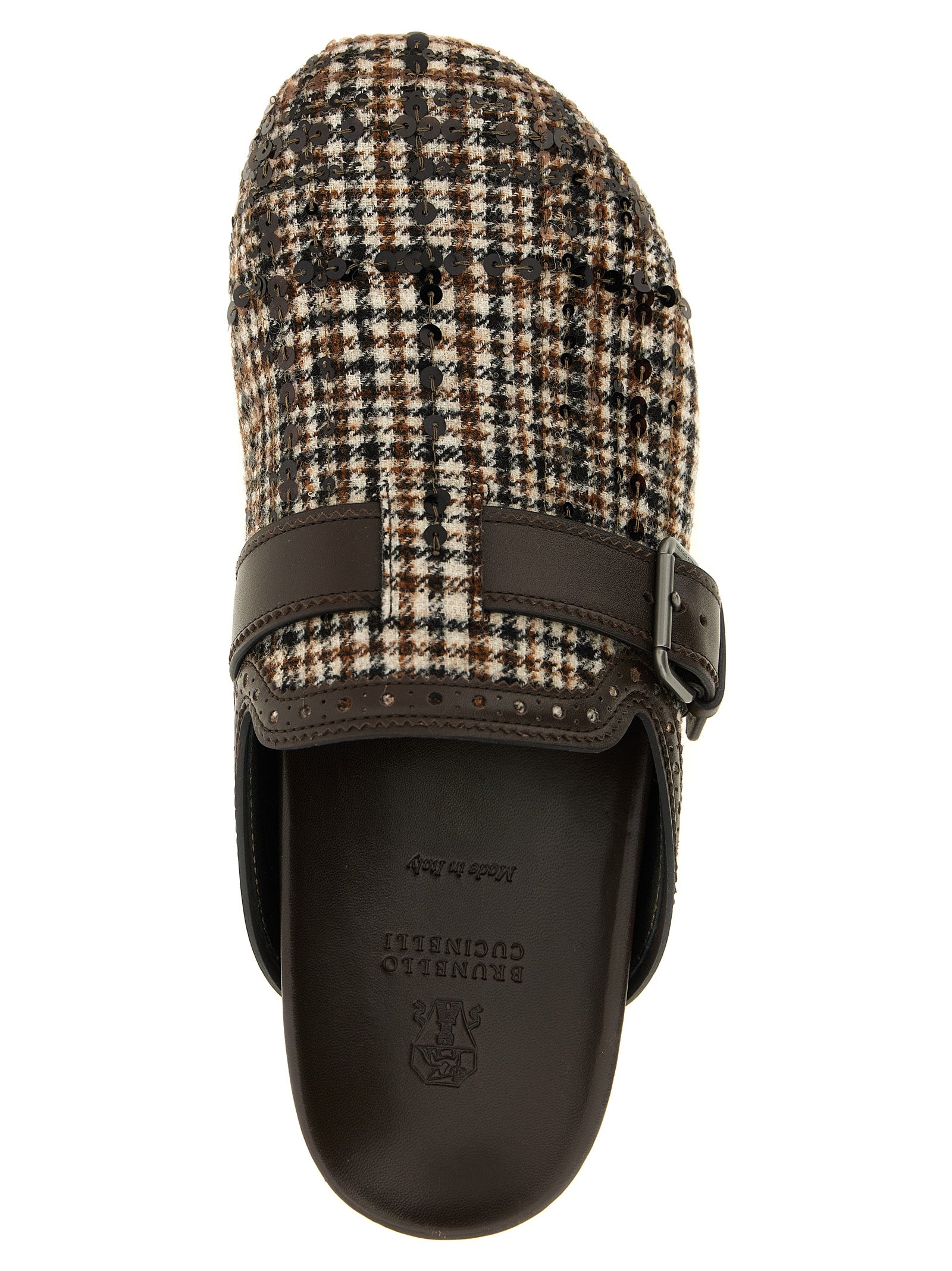 Brogue Clogs Flat Shoes by Brunello Cucinelli for women in leather alpaca wool & sequins brown, patterned & houndstooth features an captivating silhouette, showcasing the captivating style of the Women's Leather Alpaca Wool & Sequins Brogue Clogs Flat Shoes with its distinct and refined round toe style.