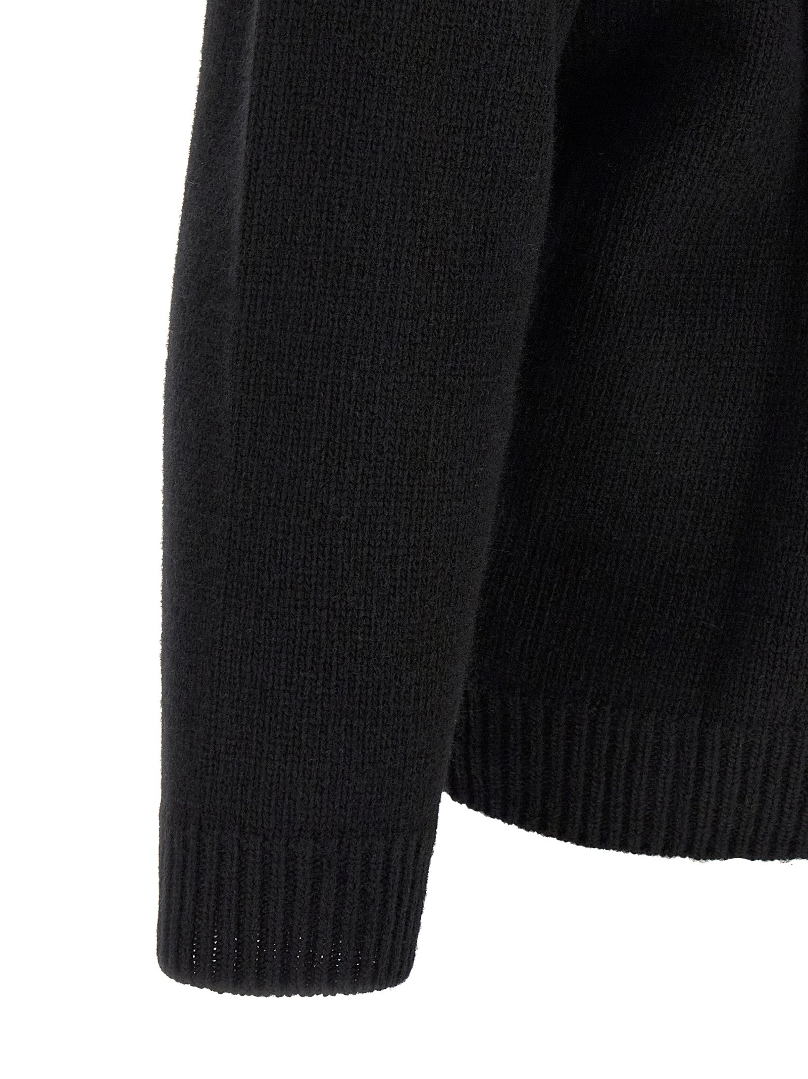 Cardigan by Off-White for men in wool bicolour & white showcases a captivating silhouette, artfully detailed with a captivating and for a truly sophisticated captivating look.