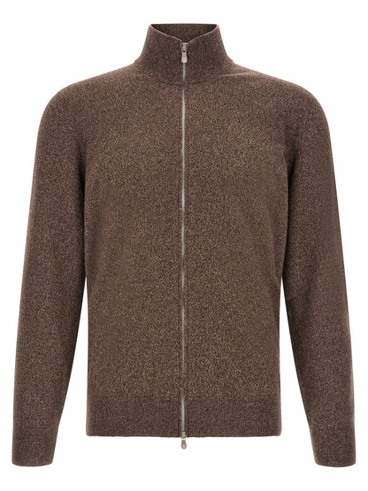 Cardigan by Brunello Cucinelli for men in cashmere brown features an impeccable silhouette, showcasing a sophisticated high-neck neckline and detail for a truly impeccable finish.