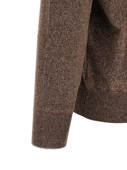 Cardigan by Brunello Cucinelli for men in cashmere brown features an crisp silhouette, showcasing a sophisticated and detail for a truly crisp finish.