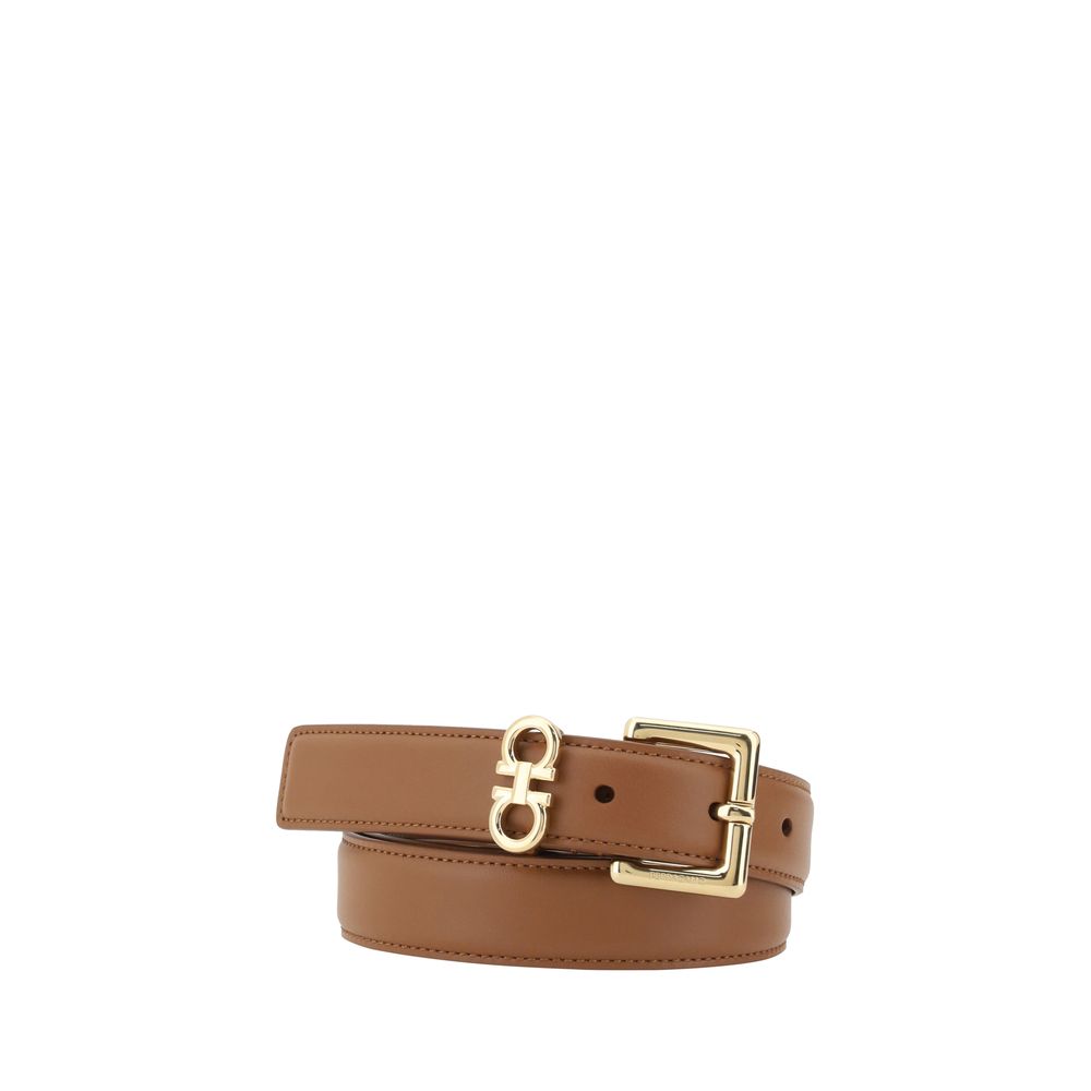 Belt by Ferragamo for women in bos taurus calf leather brown features an artisanal silhouette, showcasing the artisanal craftsmanship of the Gancini Bos Taurus Calf Leather Belt collection for a artisanal finish.