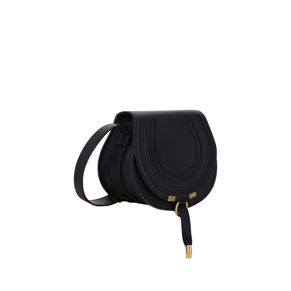 Small Shoulder Flap Bag by Chloé for women in bos taurus calf leather black & signature features a enviable silhouette, showcasing a secure flap & magnetic, ample , and enviable shoulder-strap & adjustable-strap for a enviable finish.