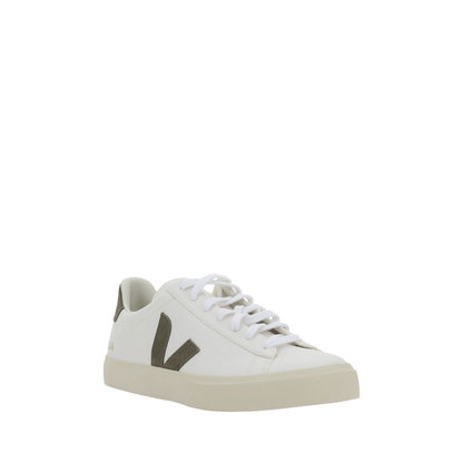 Sneakers by Veja for men in bos taurus calf suede leather white & signature presents a on trend silhouette from the Men's Low Top Bos Taurus Calf Suede Leather Sneakers collection, showcasing a on trend low-top style for an elevated aesthetic.