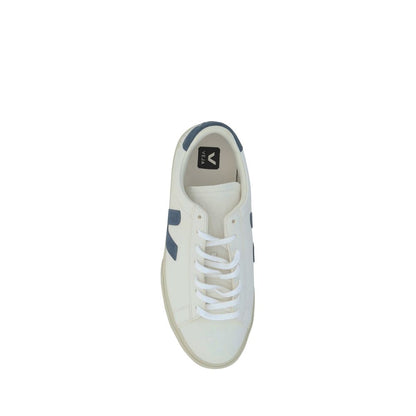 Sneakers by Veja for men in bos taurus calf leather white features an timeless silhouette from the Men's Fashion Bos Taurus Calf Leather Sneakers collection, showcasing a signature fashion style with an timeless finish.