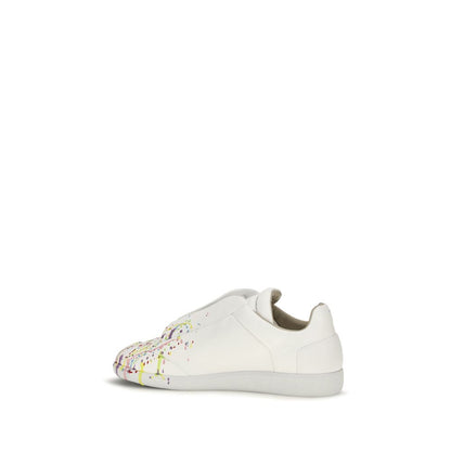 Sneakers by Maison Margiela for men in bos taurus calf patent leather white features an versatile design from the Men's Low Top Slip On Bos Taurus Calf Patent Leather Sneakers collection, highlighting a versatile low-top slip-on style for a premium, high-fashion look.