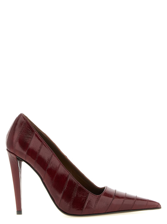 This High-Heel Stiletto Pumps Heels by Giuseppe Zanotti for women in eel leather bordeaux & burgundy presents a effortlessly chic silhouette from the Women's Eel Leather High-Heel Stiletto Pumps Heels collection, featuring a effortlessly chic stiletto high-heel and effortlessly chic .