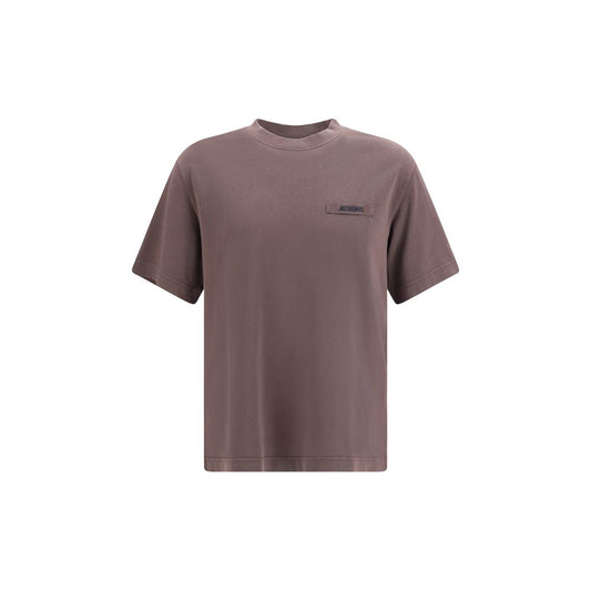 T-Shirt by Jacquemus for men in cotton brown & monogram features an edgy silhouette, meticulously detailed with a sophisticated and crew neckline for a truly edgy finish.