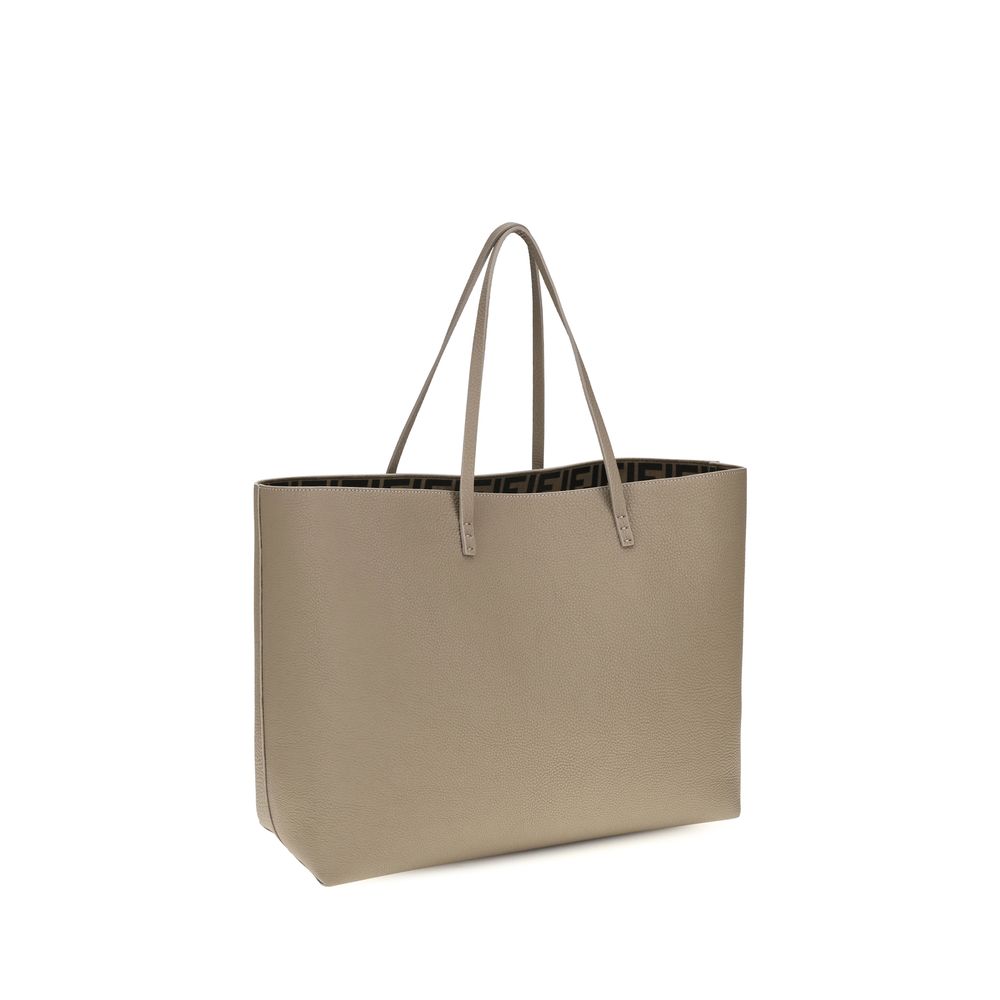 Tote Shoulder Bag by Fendi for women in bos taurus calfskin leather beige & natural features a enviable silhouette, showcasing a secure zipper, ample , and enviable shoulder-strap & handle for a enviable finish.