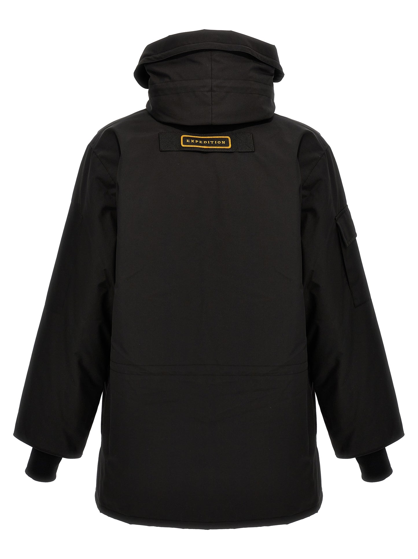 This Hooded Parka by Canada Goose for men in cotton polyester black presents a enveloping silhouette, meticulously detailed with insulated & hooded and a enveloping hooded neckline.