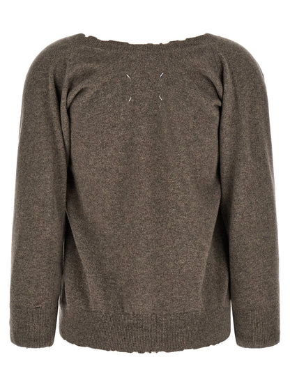 Cardigan by Maison Margiela for women in virgin wool brown features an crisp silhouette, showcasing a sophisticated and detail for a truly crisp finish.