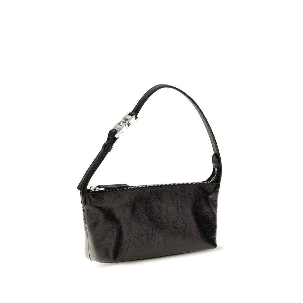 Wallet by Fendi for women in bos taurus calfskin leather black showcases a discerning silhouette, artfully capturing the essence of Bos Taurus Calfskin Leather Wallet with its functional compact-design.