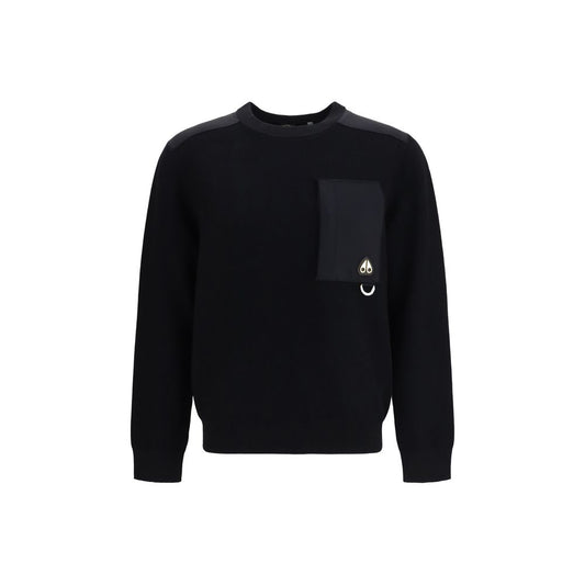 Sweatshirt by Moose Knuckles for men in polyester viscose & nylon black, gold & signature features a unrivaled silhouette with a refined crew neckline and unrivaled detailing for a sophisticated look.
