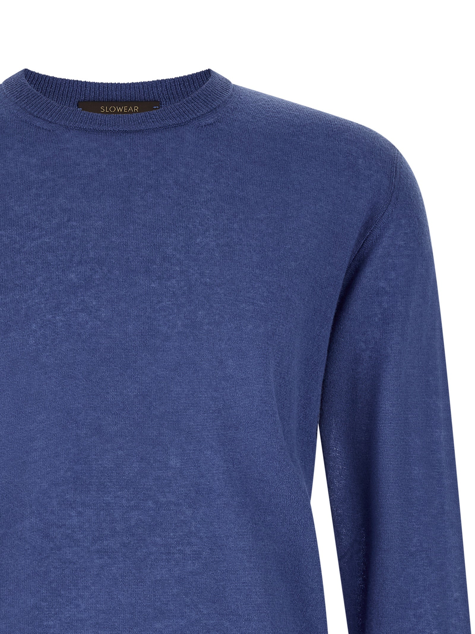 Cardigan by ZANONE for men in cashmere & polyamide light-blue showcases a captivating silhouette, artfully detailed with a captivating and crew neckline for a truly sophisticated captivating look.