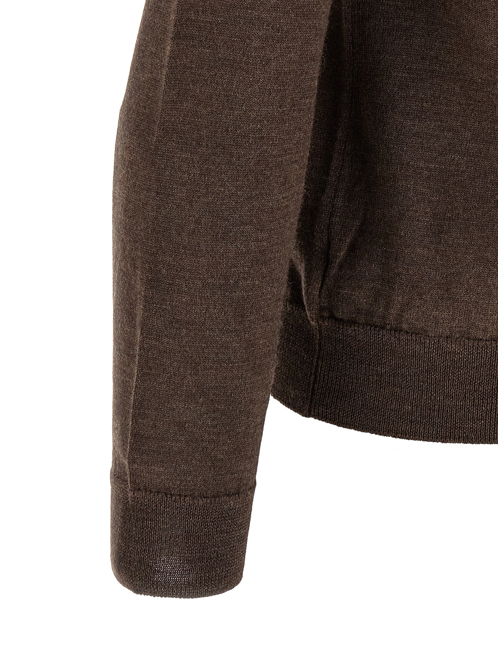 Cardigan by ZANONE for men in virgin wool brown features a dramatic silhouette, showcasing a sophisticated and dramatic detail for a timeless, premium look.