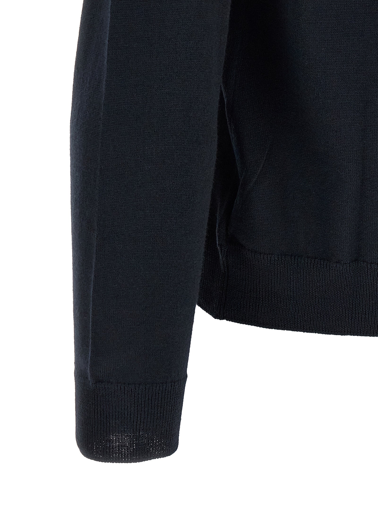 Cardigan by ZANONE for men in virgin wool navy features a dramatic silhouette, showcasing a sophisticated and dramatic detail for a timeless, premium look.