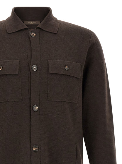 Cardigan by ZANONE for men in virgin wool brown & horn showcases a luxurious silhouette, meticulously detailed with a sophisticated shirt-collar neckline and for a refined finish.