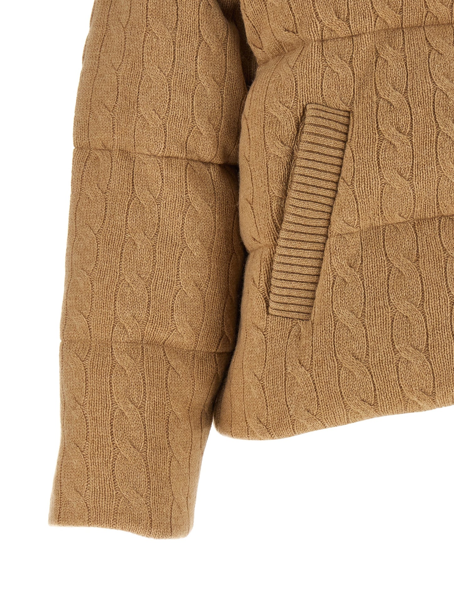 Puffer Jacket by Polo Ralph Lauren for women in cashmere beige & patterned features an contemporary silhouette, showcasing a sophisticated and contemporary pockets & insulated for a truly refined look.