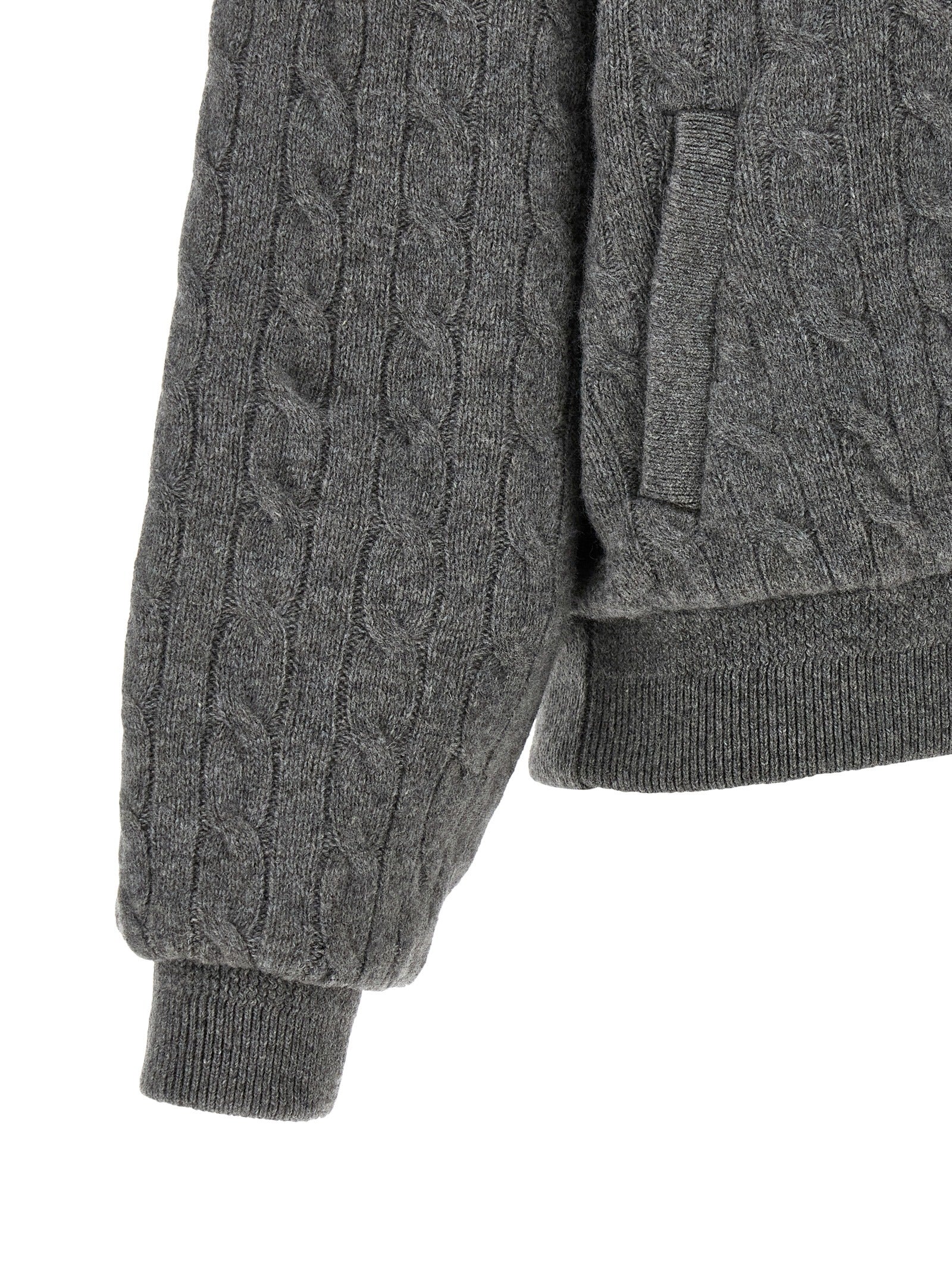 Bomber Jacket by Polo Ralph Lauren for women in cashmere gray presents a effortlessly chic silhouette, showcasing a sophisticated and premium pockets for a truly effortlessly chic finish.