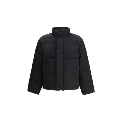 Parka by Canada Goose for men in cotton polyester black features a modern silhouette, showcasing a sophisticated and premium pockets for a truly modern finish.