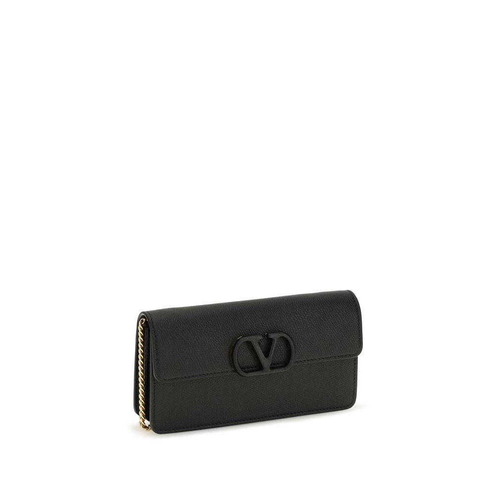 Cardholder Wallet by Valentino Garavani for women in bos taurus calfskin nappa leather black & signature showcases a discerning silhouette, artfully capturing the essence of V Logo Bos Taurus Calfskin Nappa Leather Cardholder Wallet with its functional card-organization chain.