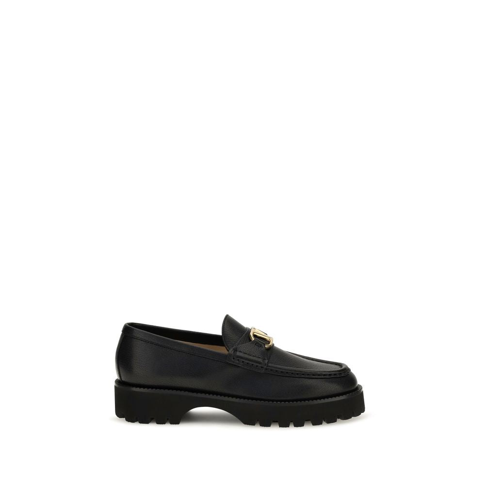 Platform Loafer Shoes by Valentino Garavani for women in bos taurus calf leather black & signature showcases a timeless silhouette from the V Logo Women's Bos Taurus Calf Leather Platform Loafer Shoes collection, featuring a timeless platform and for a timeless finish.