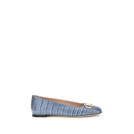 Ballet Flat Shoes by Valentino Garavani for women in bos taurus calfskin crocodile nappa leather blue & signature features an statuesque silhouette from the V Logo Women's Bos Taurus Calfskin Crocodile Nappa Leather Ballet Flat Shoes collection, showcasing a and a statuesque for a statuesque look.