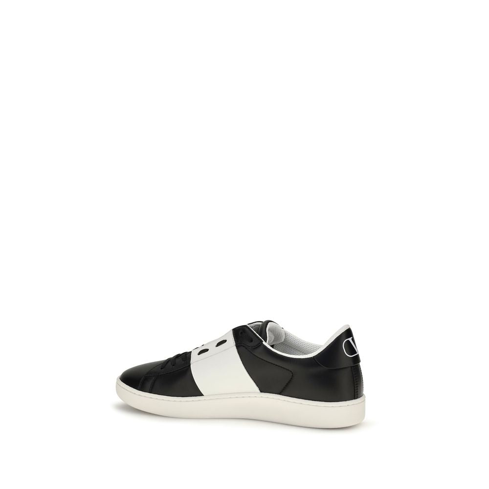 Sneakers by Valentino Garavani for men in bos taurus calf leather black features an timeless silhouette from the Men's Slip On Bos Taurus Calf Leather Sneakers collection, showcasing a signature slip-on style with an timeless finish.