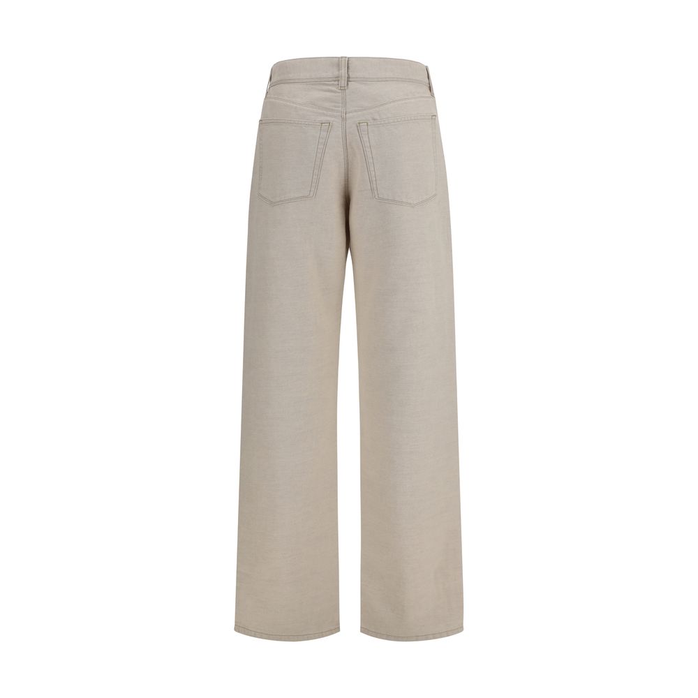 Jeans by Fendi for women in organic denim cotton & linen beige, silver & print features an sophisticated and regular-fit with a precise long, creating a sophisticated and sophisticated silhouette.
