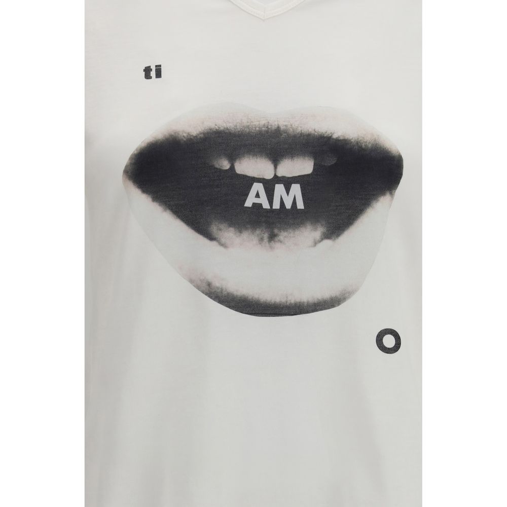 T-Shirt by Fendi for women in organic cotton white & print showcases a unassuming silhouette, artfully detailed with a refined and unassuming for a sophisticated, contemporary look.