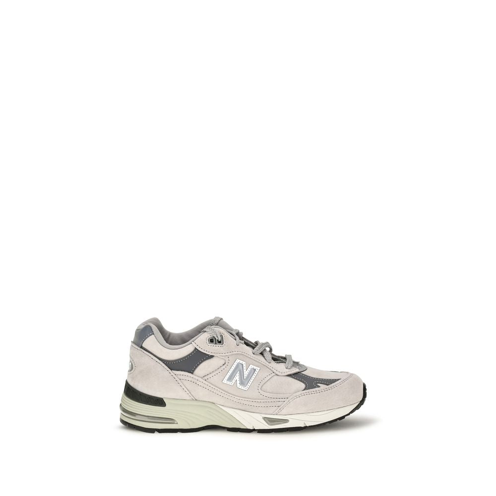 Athletic Sneakers New Balance women suede leather synthetic gray featuring a avant-garde Women's Athletic Suede Leather Synthetic Sneakers design with a avant-garde athletic style for a refined finish.