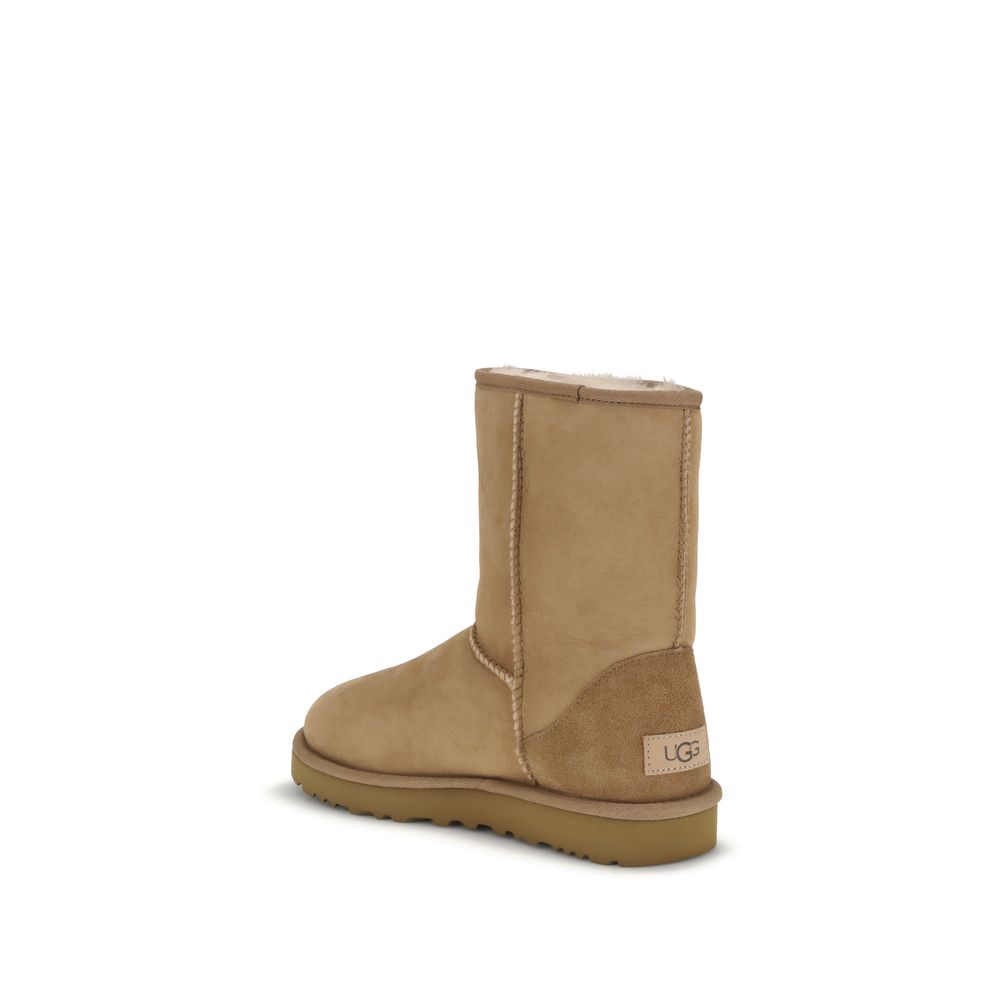 Flat Boots by UGG for women in nylon suede leather beige & signature features an enchanting design from the Women's Nylon Suede Leather Flat Boots collection, highlighting a enchanting flat and for a refined look.