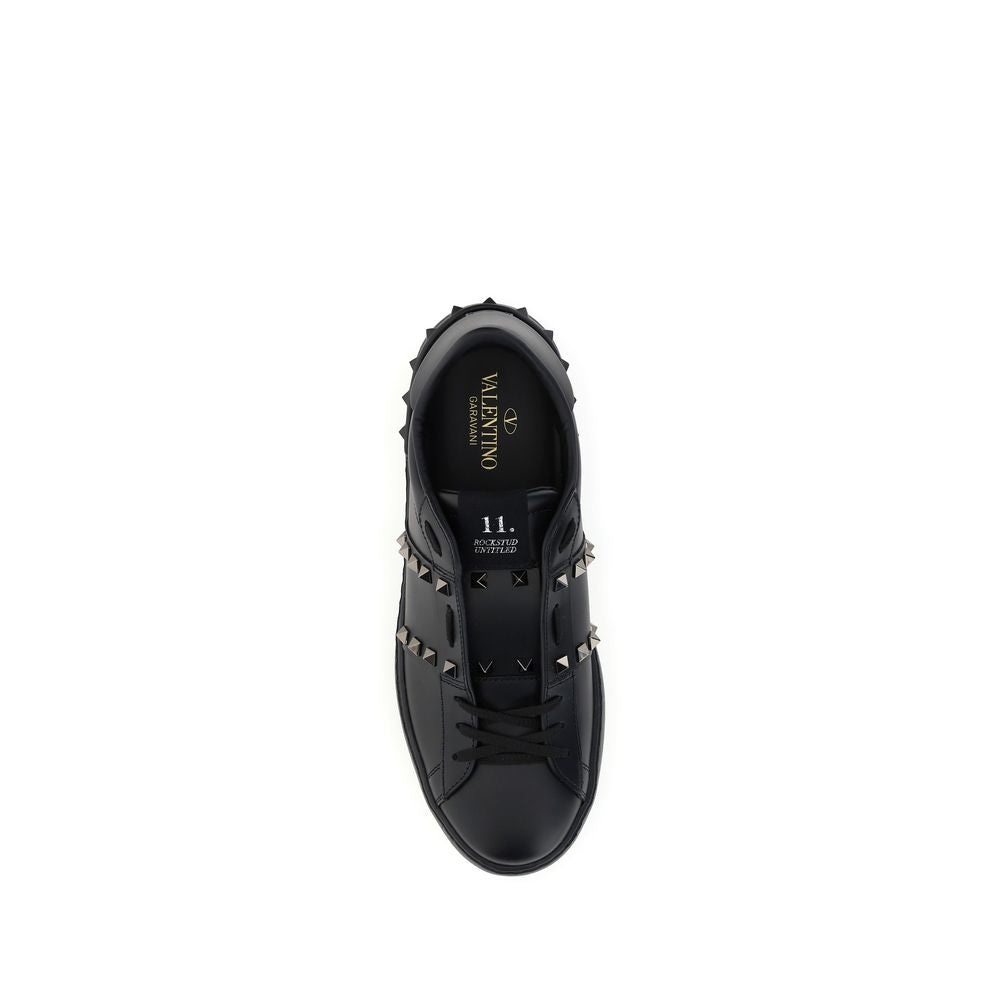 Athletic Sneakers by Valentino Garavani for men in bos taurus calf leather black & signature features an timeless silhouette from the Rockstud Men's Athletic Bos Taurus Calf Leather Sneakers collection, showcasing a timeless athletic style for a timeless look.
