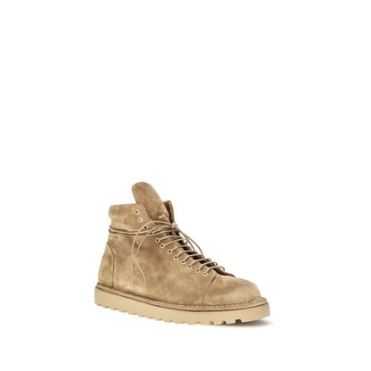 Lace-Up Ankle Boots by Marsell for men in suede leather & rubber beige features an high-performance silhouette, showcasing the sophisticated design of the Men's Suede Leather & Rubber Lace-Up Ankle Boots with a and a refined round toe style.