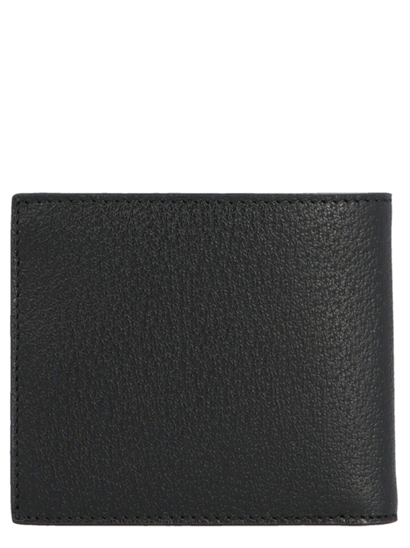 Wallet by Gucci for men in bos taurus calfskin leather black presents a architectural silhouette from the Gg Marmont Bos Taurus Calfskin Leather Wallet collection, showcasing architectural for a architectural finish.